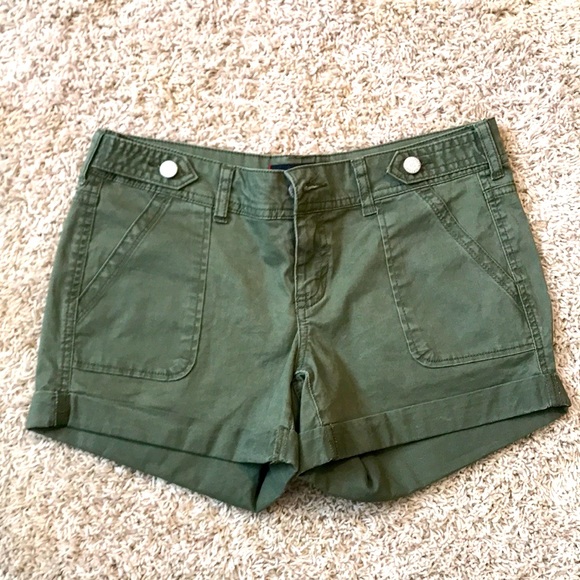 Aeropostale Pants - Never worn Aeropostale green shorts